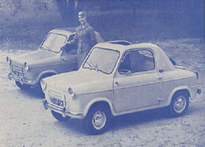 Deux Vespa 400 publicité