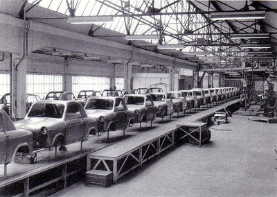 Usine ACMA vespa 400 en 1958